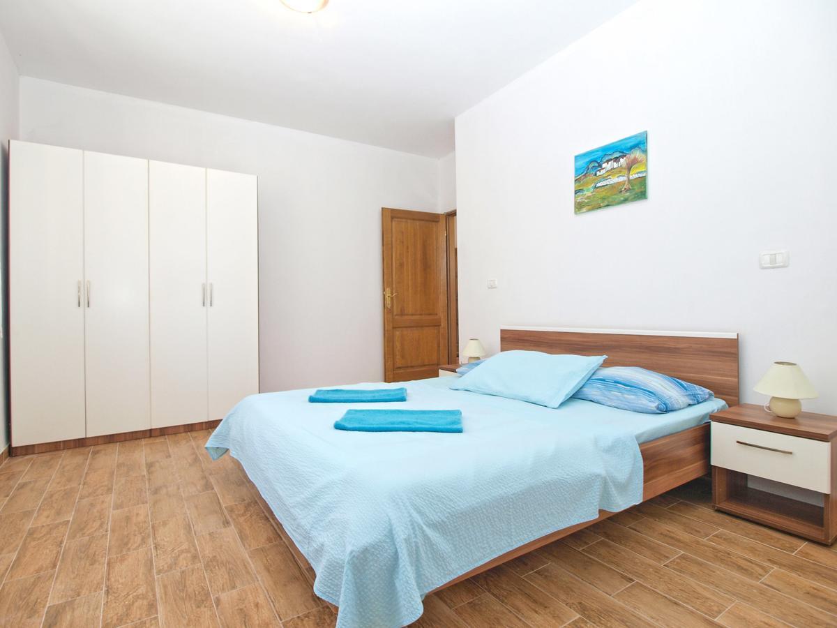 Apartments Edin 1359 Peroj Eksteriør bilde