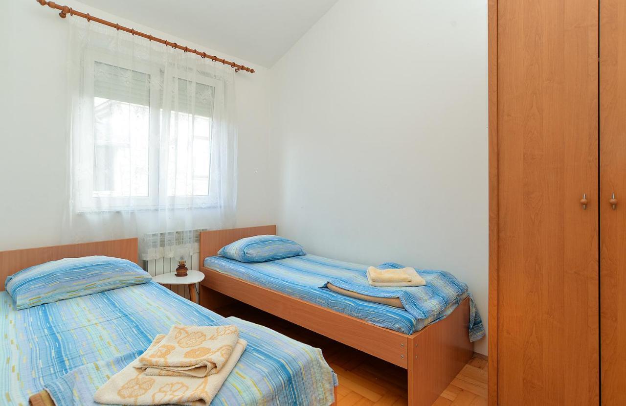 Apartments Edin 1359 Peroj Eksteriør bilde