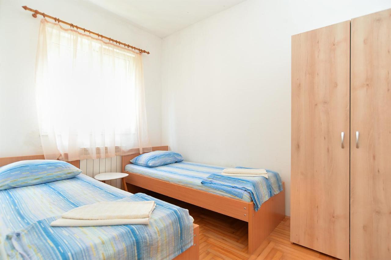 Apartments Edin 1359 Peroj Eksteriør bilde
